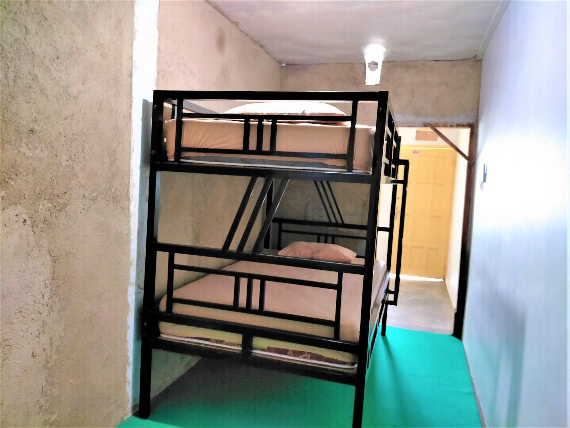 Gandrung City Hostel Banyuwangi  Esterno foto