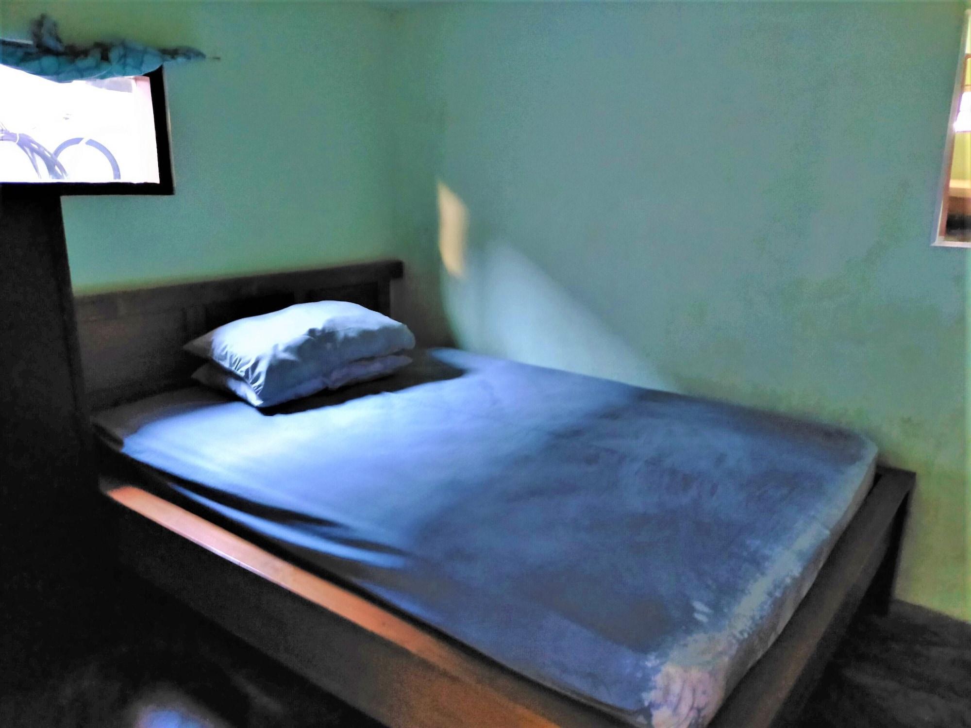 Gandrung City Hostel Banyuwangi  Esterno foto