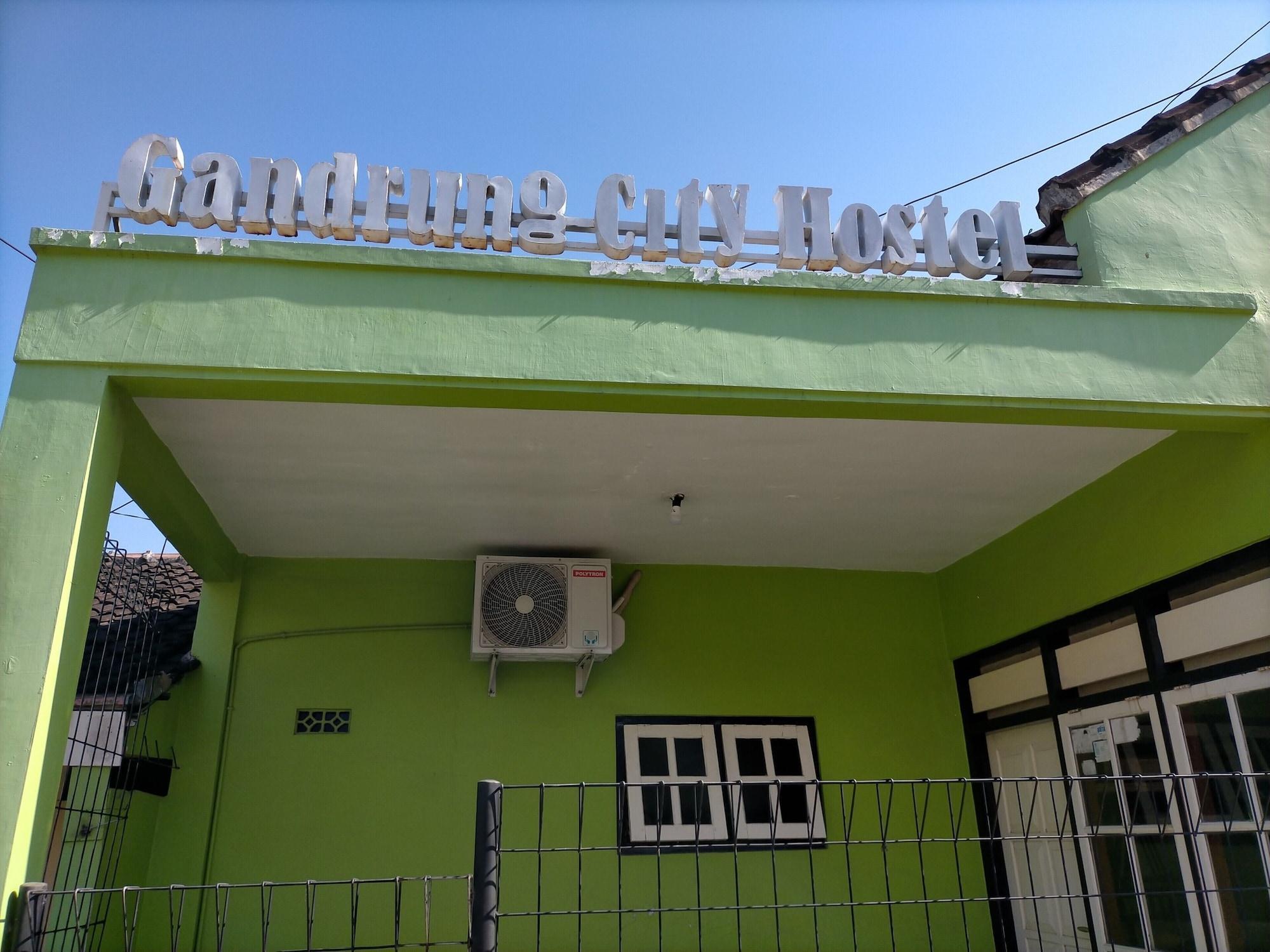 Gandrung City Hostel Banyuwangi  Esterno foto