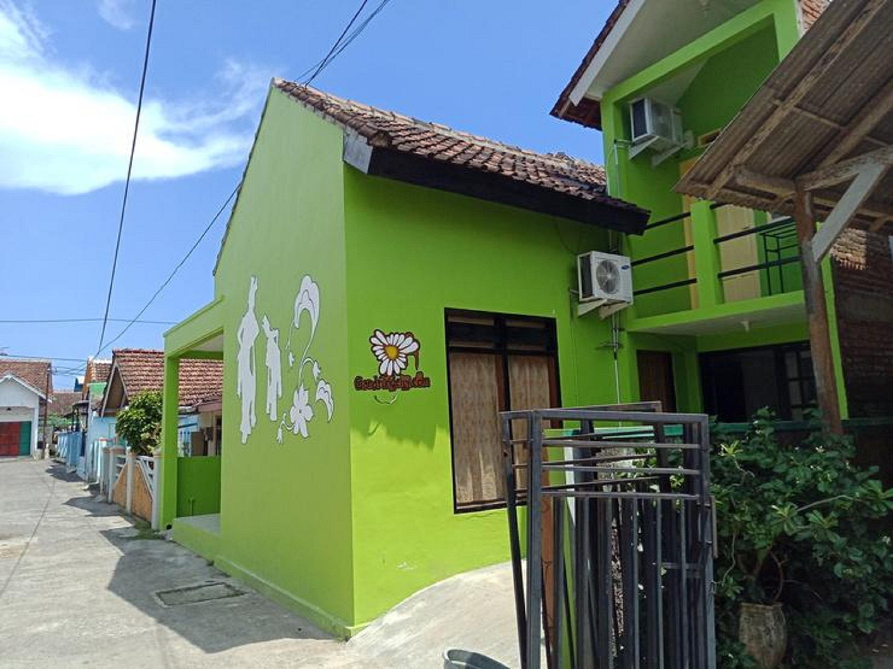 Gandrung City Hostel Banyuwangi  Esterno foto