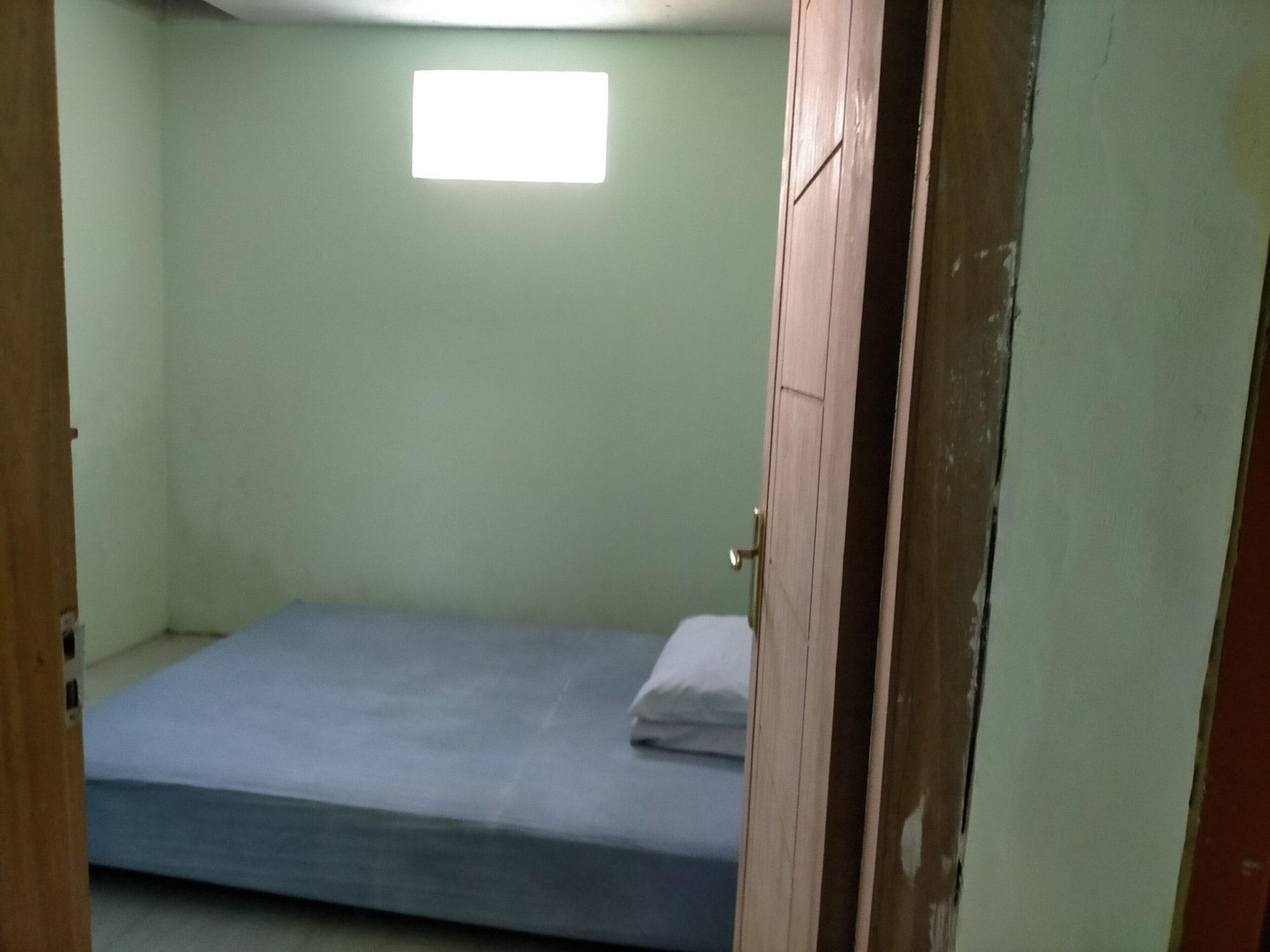 Gandrung City Hostel Banyuwangi  Esterno foto
